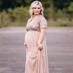 Maya Maternity Bridesmaid V-Neck Maxi Tulle&Sequins dressTaupe/Muted Blush Sz 12